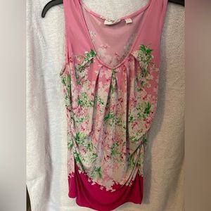 Floral. Pink. Sleeveless.